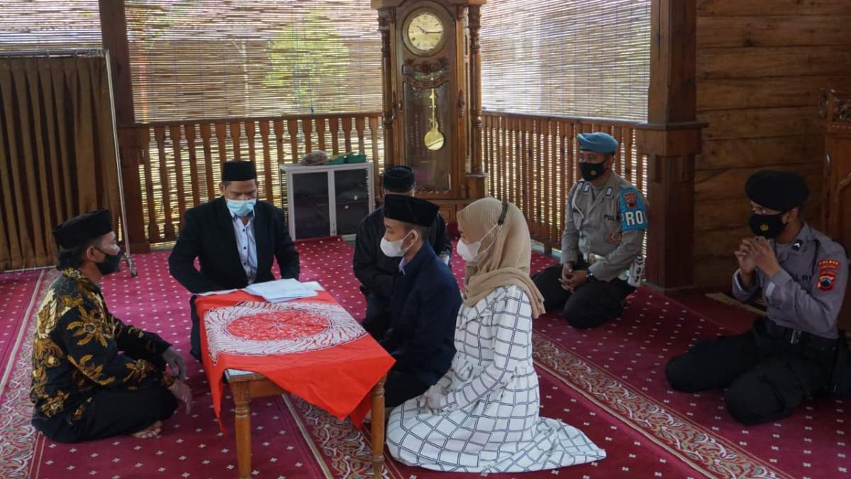 Terpaksa Nikah di Polres, Setelah Akad Pengantin Pria Kembali ke Sel Polres Purbalingga