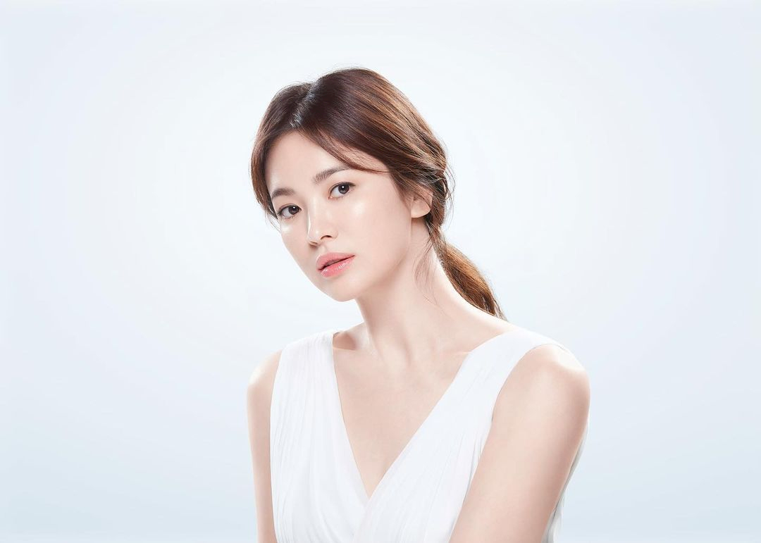 Song Hye-kyo  Kembali Tampil di Akhir Tahun