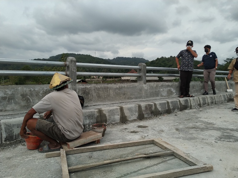 Pembangunan Jembatan Merah Putih Ditarget Selesai Tahun Ini