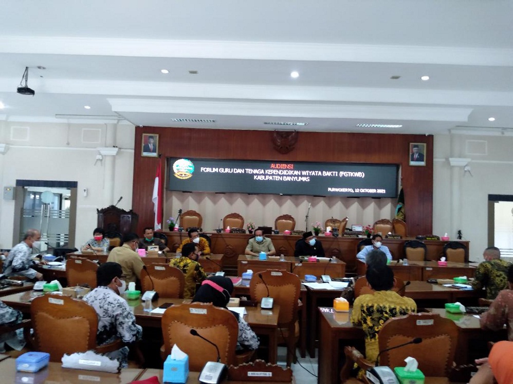 Datangi DPRD Banyumas, Forum Guru di Banyumas Curhat, Usul Tambahan Formasi untuk PPPK