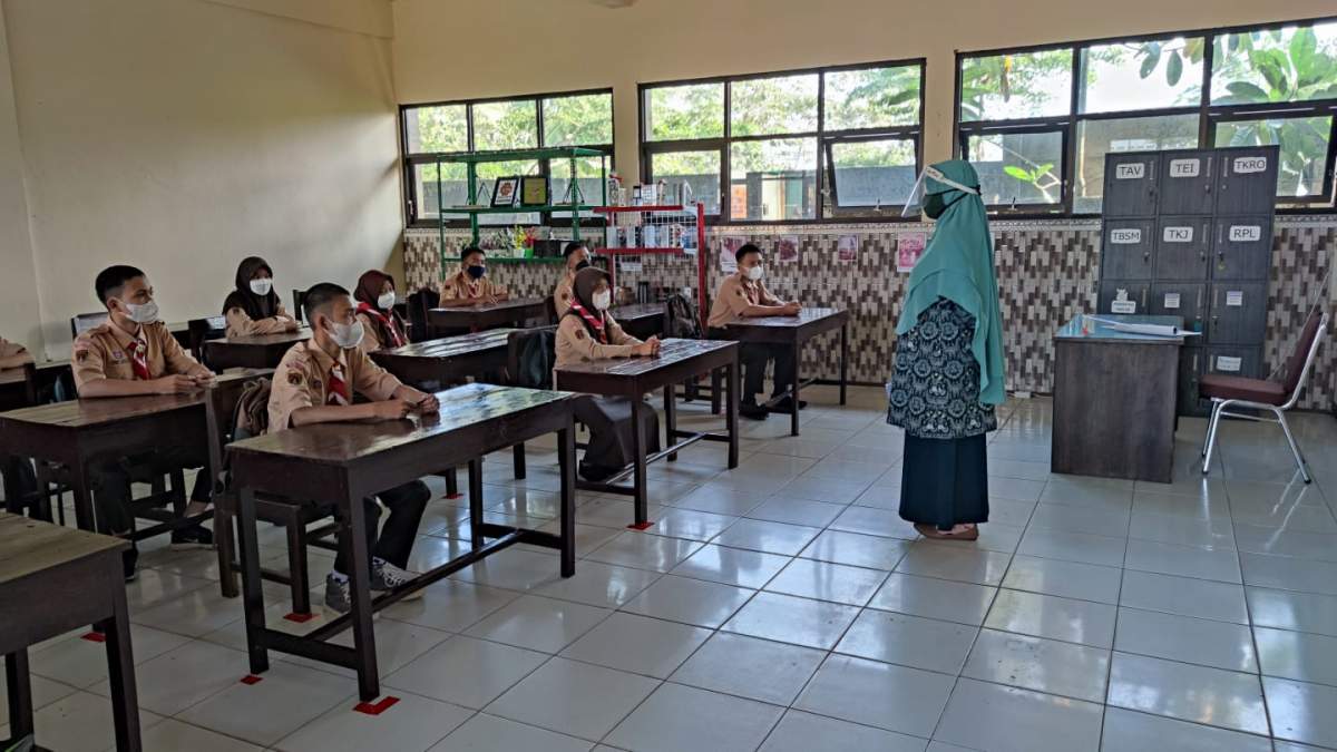 PTM Sekolah Jenjang SMA/SMK Terus Ditambah, Gugus Tugas Cek Kesiapan di Sekolah Ajibarang