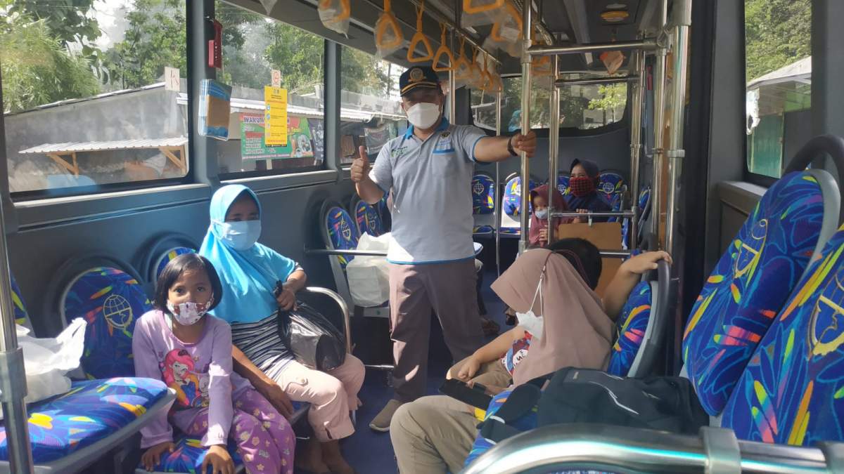 Keliling Kota Naik Bus Wisata Gratis, Operasional Tunggu Aplikasi