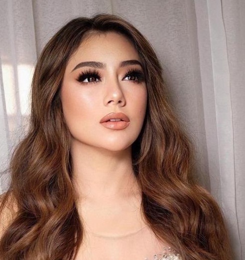 Celine Evangelista Belum Kepikiran Menikah Lagi