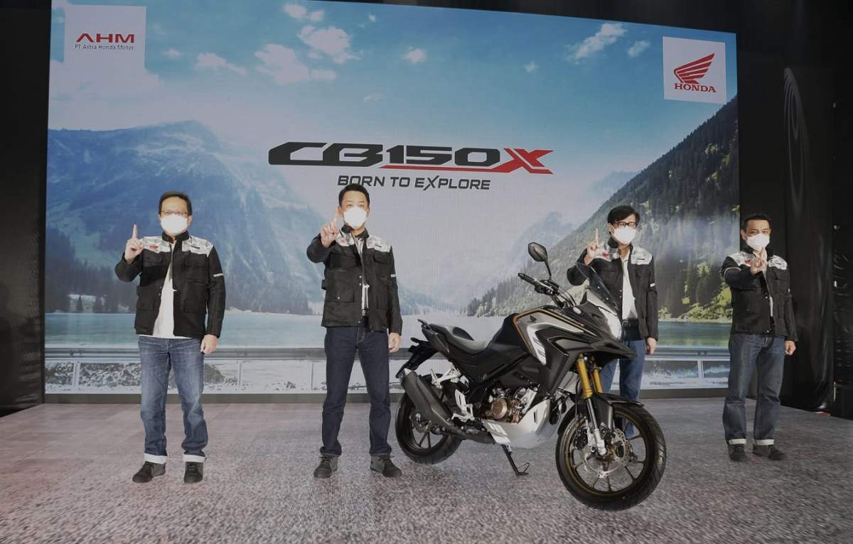 Motor Sport Adventure Touring New CB150X Hadir Mengaspal di Indonesia