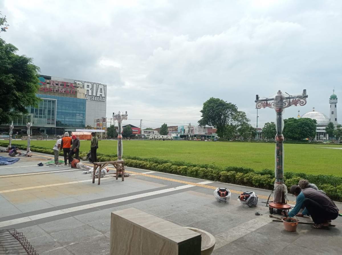 Kontrak Berakhir Hari Ini, Renovasi Alun-Alun Purwokerto, Tersisa Perapian dan Pemasangan Lampu