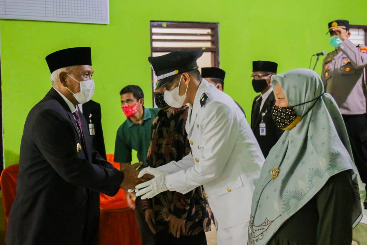 April Kurnianto, Kades Antar Waktu Sawangan