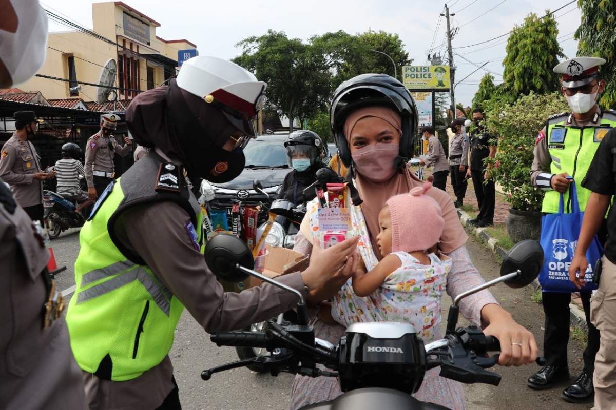 Jadi Sasaran Razia Malah Dapat Kejutan