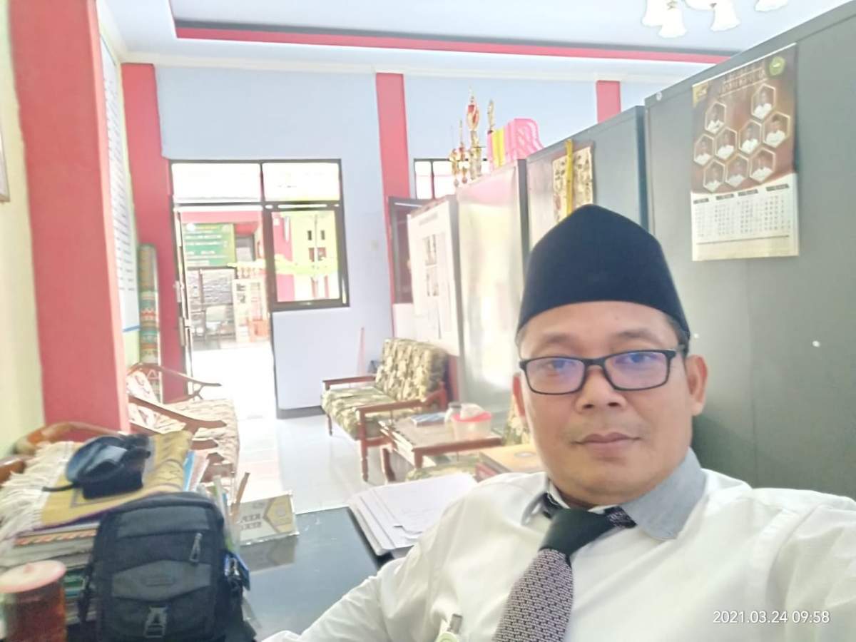 Kasus Guru Dipukul Saat Enggan Bersalaman, Korban Kekeh Selesaikan Melalui Jalur Hukum