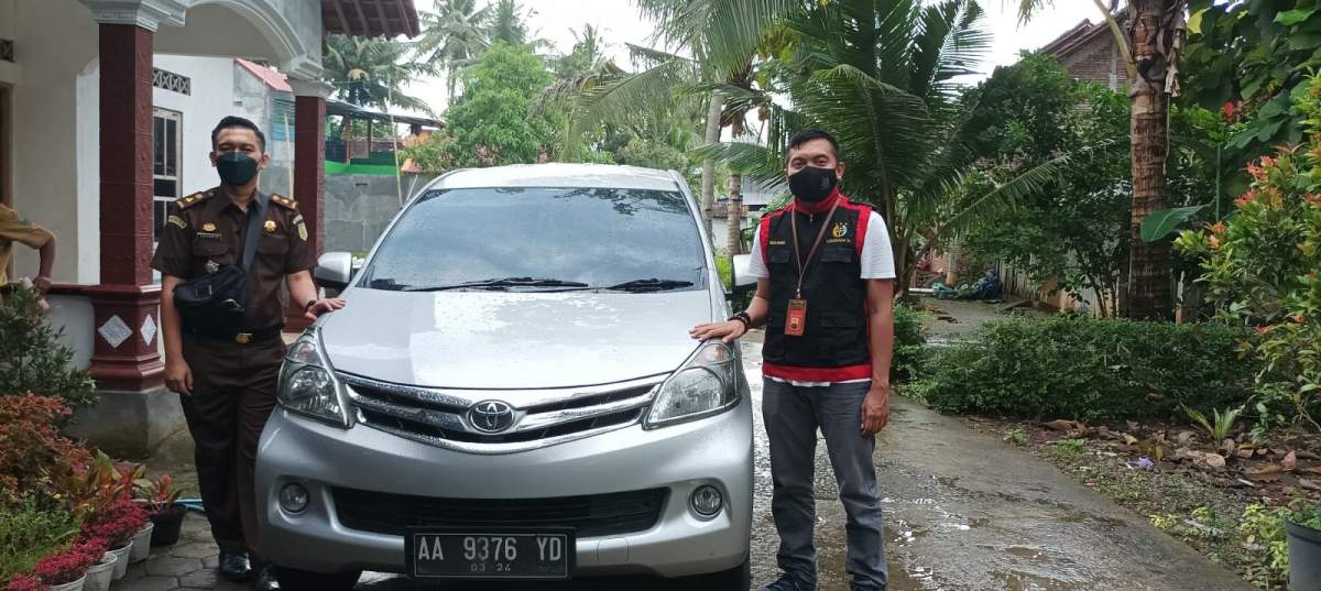 Kejaksaan Sita Mobil Plt Sekdes Bagung, Dugaan Penyalahgunaan Bansos Pemugaran Rumah