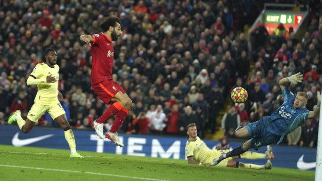 Mohamed Salah Masuk Buku Sejarah Pasca Liverpool Bantai Arsenal