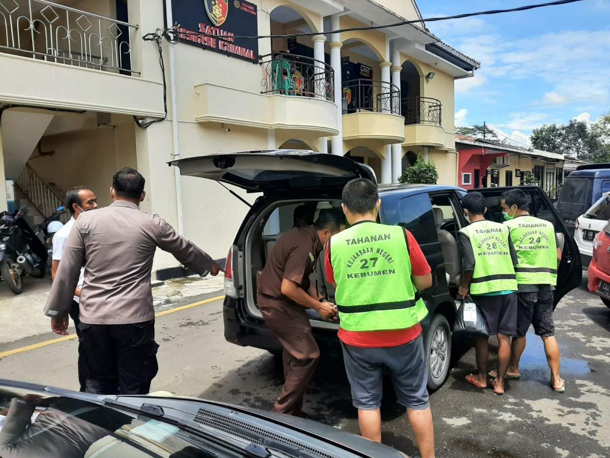 Lima Tahanan Dipindah ke Rutan