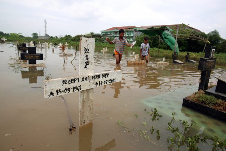 Awas! Curah Hujan Dipengaruhi La Nina, 32 Banjir di Awal November, Sembilan Orang Meninggal