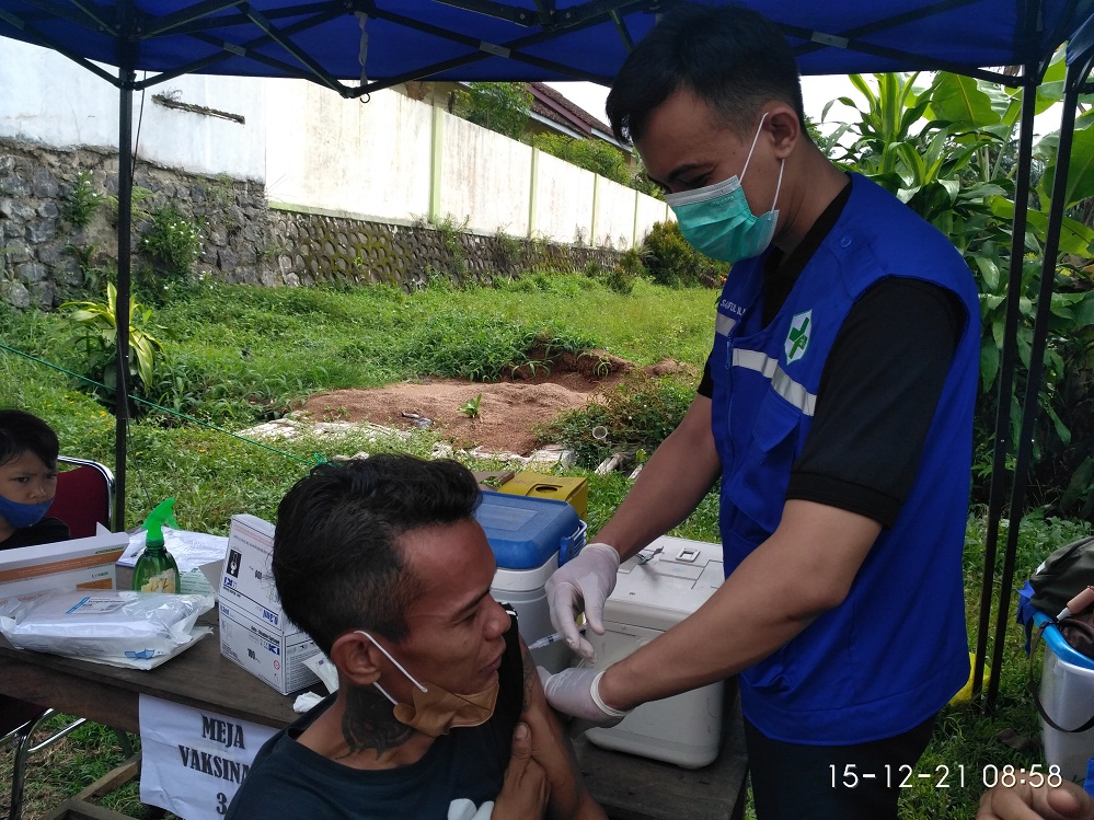 Swab Antigen Gratis di TPS Pilkades Serentak Sepi