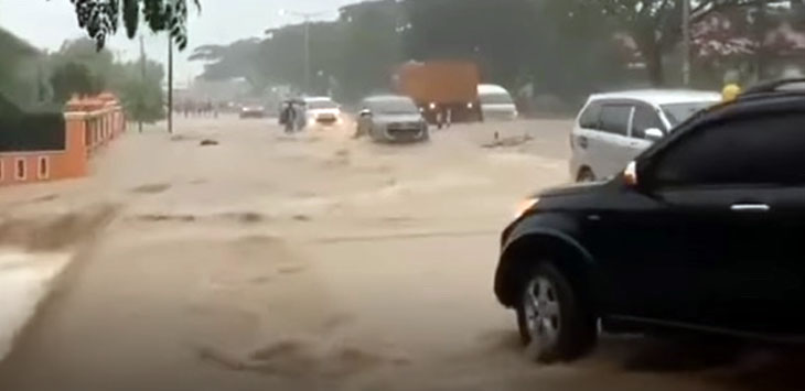 Makassar Dikepung Banjir, Sudirman Sulaiman Soroti Drainase dan Kondisi Kanal