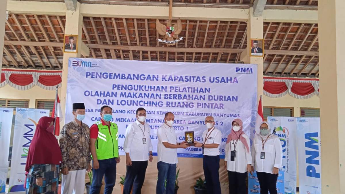 Program Pengembangan Kapasitas Usaha dan Ruang Pintar PNM di Pageralang