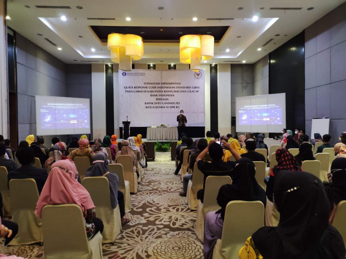 Sosialisasi QRIS pada Ratusan UMKM di Banyumas dan Cilacap