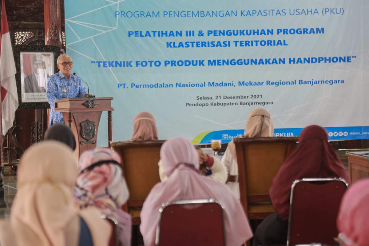 Tingkatkan Kapasitas Nasabah, PNM Gelar Pelatihan Foto Produk