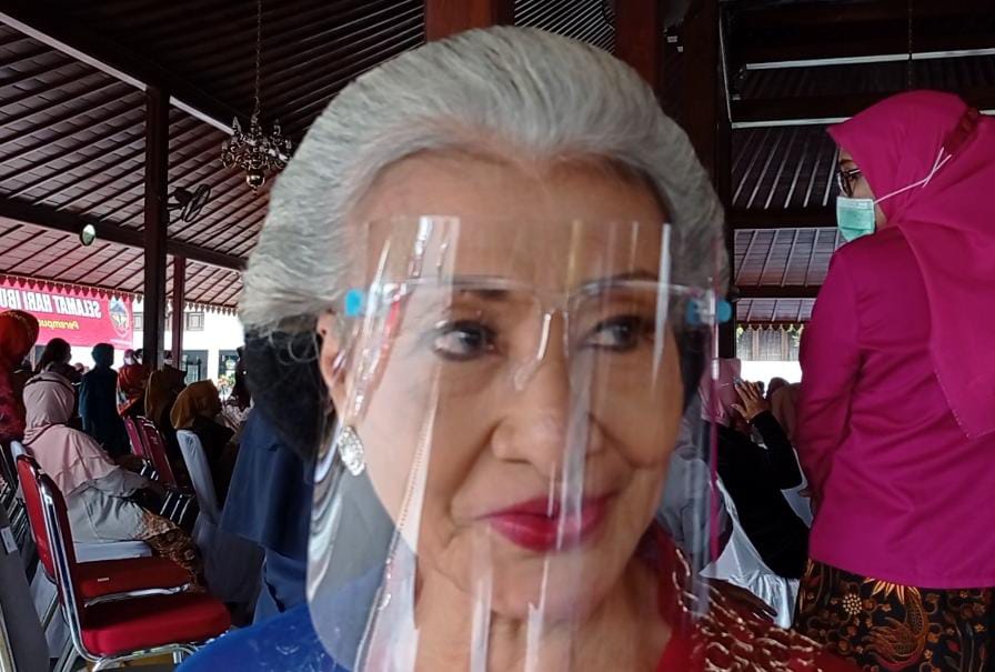 Pertama Kalinya Ikut Fashion Show, Nenek 70 Tahun, Vera Tri Aryani Semangat Sekali