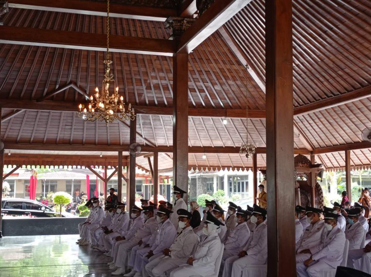 27 Kepala Desa Terpilih Dilantik, Bupati Banyumas Apresiasi Pendukung Pilkades Berjalan Lancar Aman Damai