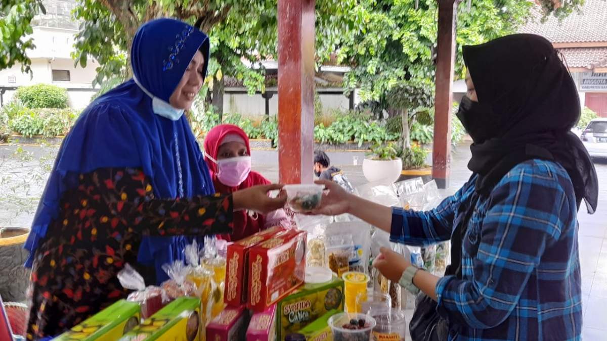 Kulit Lemon Diolah Jadi Manisan