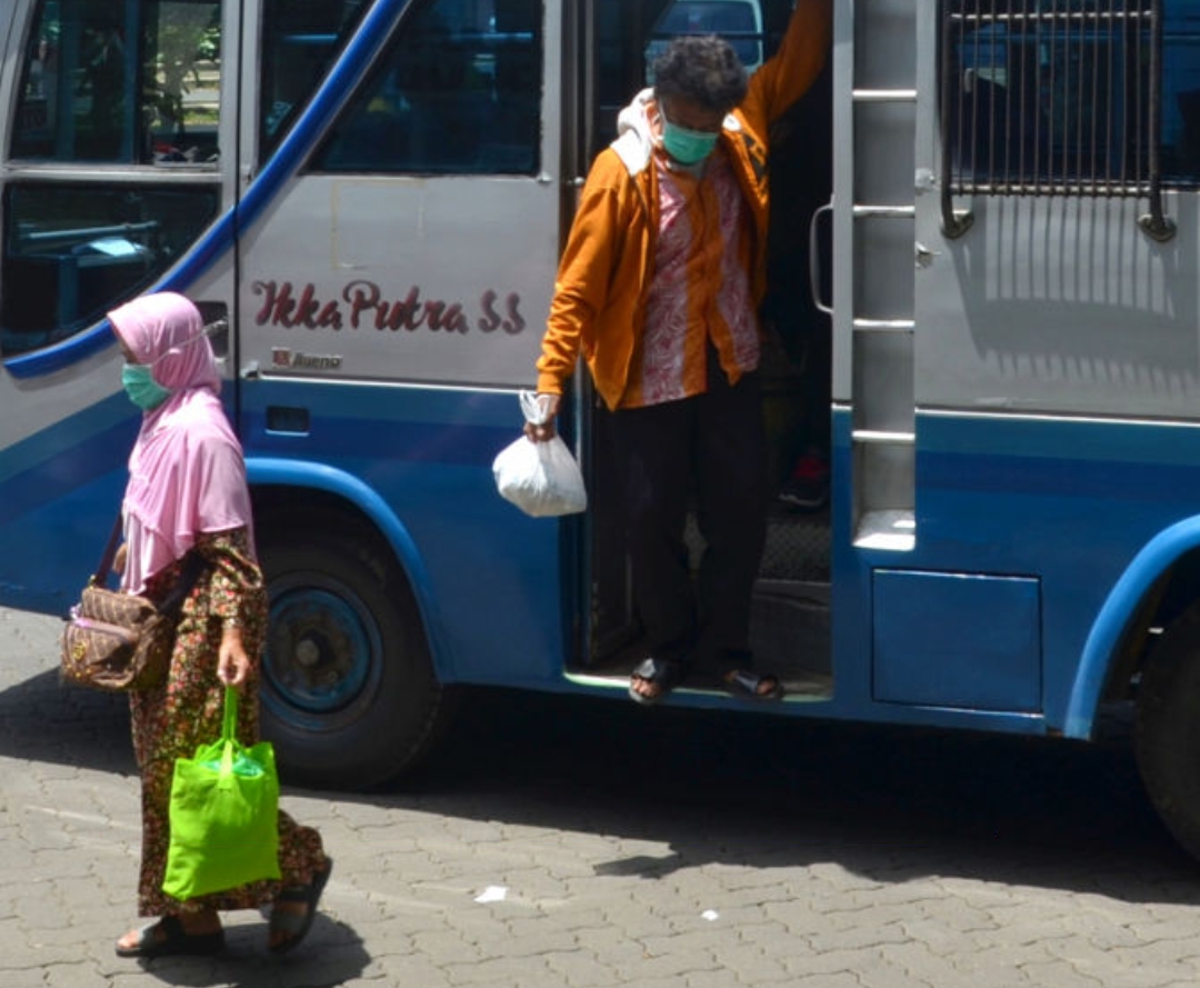 Tak Ada Penyekatan Perbatasan, Tapi Wajib Vaksin Dosis Lengkap dan Swab Antigen  di Terminal Purwokerto