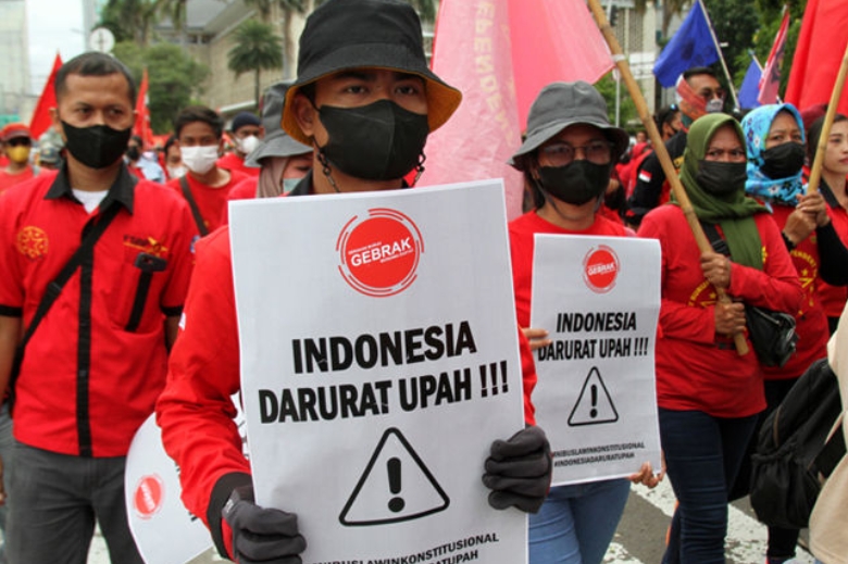 Menaker: Kawal Pelaksanaan Upah Minimun Daerah