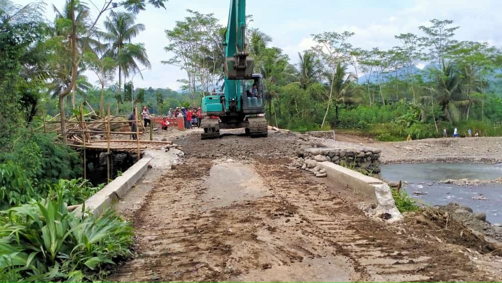 Jalan Grantung - Pekiringan Karangmoncol Kembali Normal, Penanganan Bencana Habiskan Rp 390 Juta