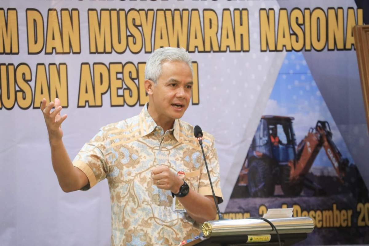 Ganjar Minta Pemerintah Pusat Tak Asal Beri Izin Penambangan