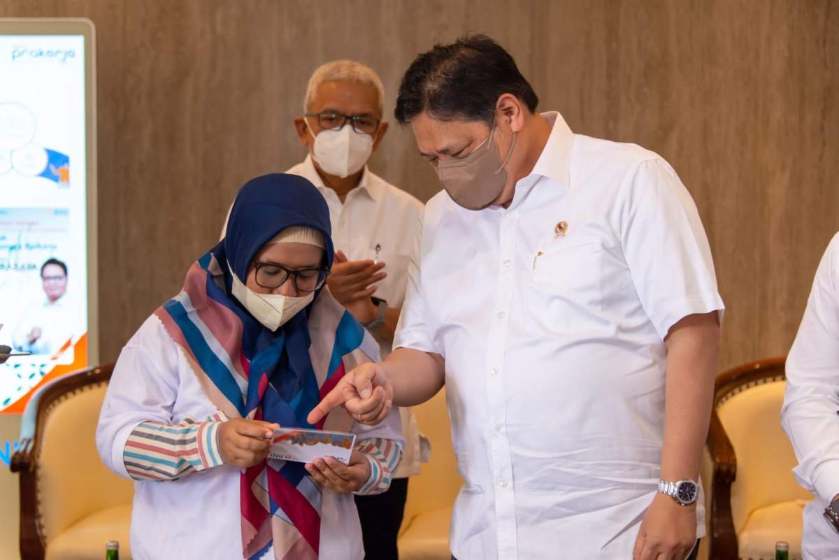 Airlangga di Surabaya: Program Kartu Prakerja Kembali Dilanjutkan