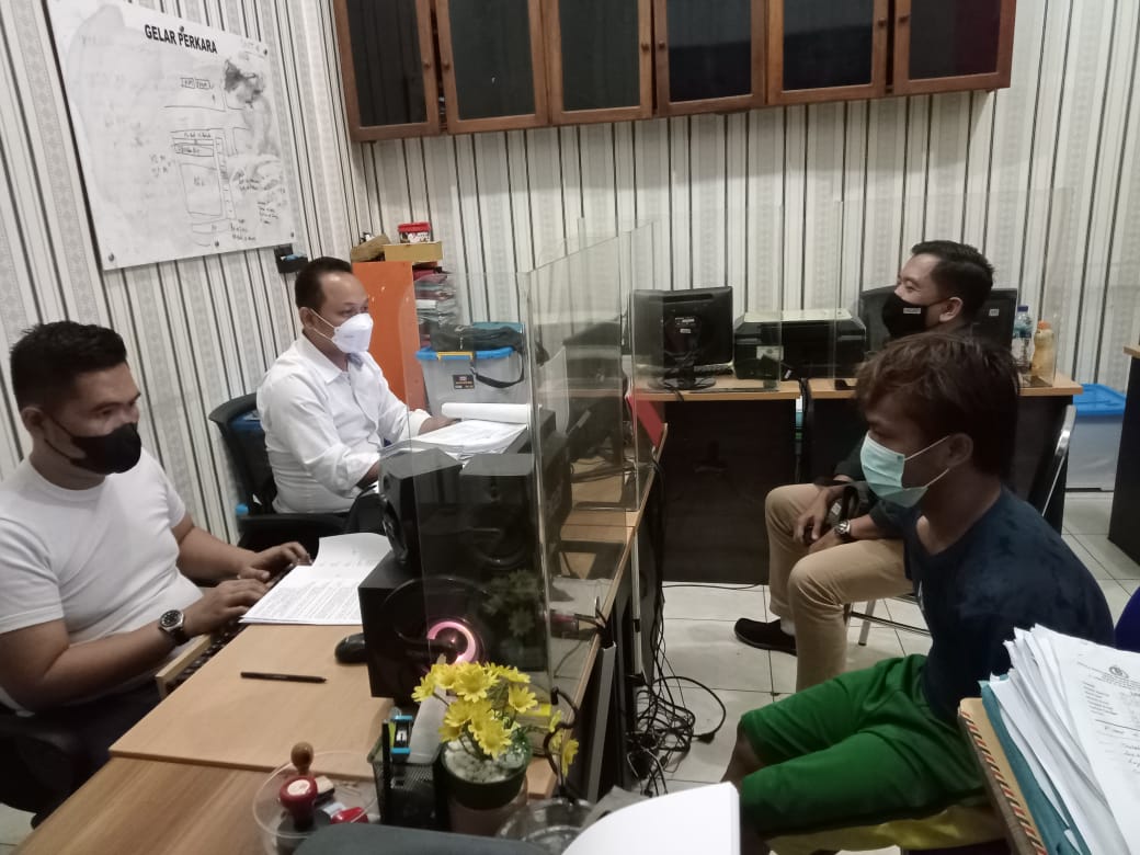 Putus Cinta, Kecewa, Mantan Pacar di Kecamatan Kemranjen Malah Sebar Foto Vulgar