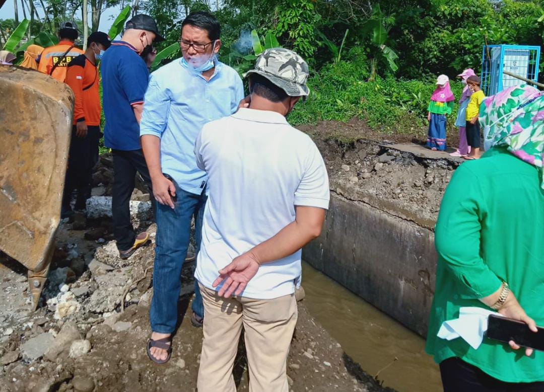 Ditangani Empat Box Culvert, Jalan Ambles ke Perumahan Tanjung Elok Sudah Bisa Dilewati