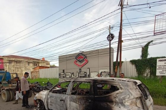 11 Orang Terbakar di Ruang Karaoke Akibat Pertikaian Dua Kelompok Warga di Sorong