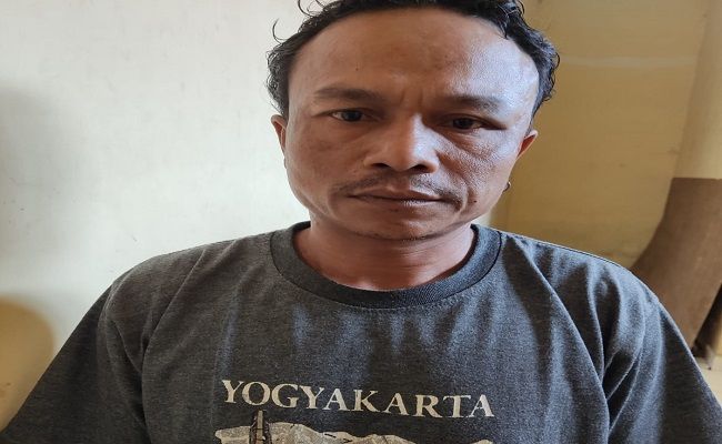 Aksi Berdarah, Tersinggung Ditantang Tetangga Berkelahi, Tancapkan Tombak Hingga Sekarat