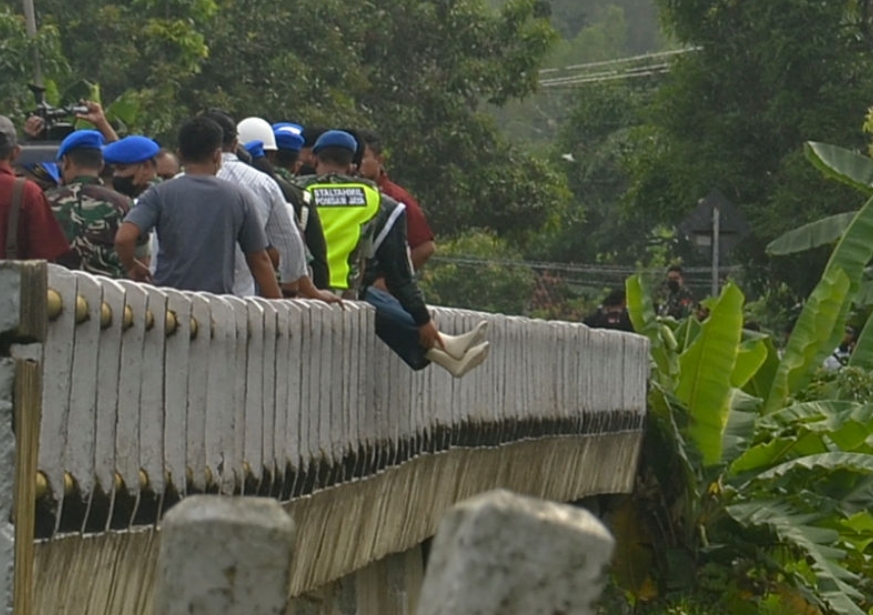 Dua Sejoli Dilempar ke Sungai, Posisi Kaki Lebih Dulu, Ini  Rekonstruksi Korban Laka di Nagreg yang Korban Kec