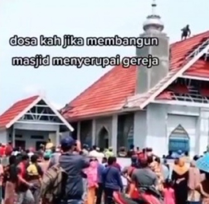 Viral, Atap Masjid Dibongkar Karena Mirip Gereja, Begini Penjelasan Pemkab Bima