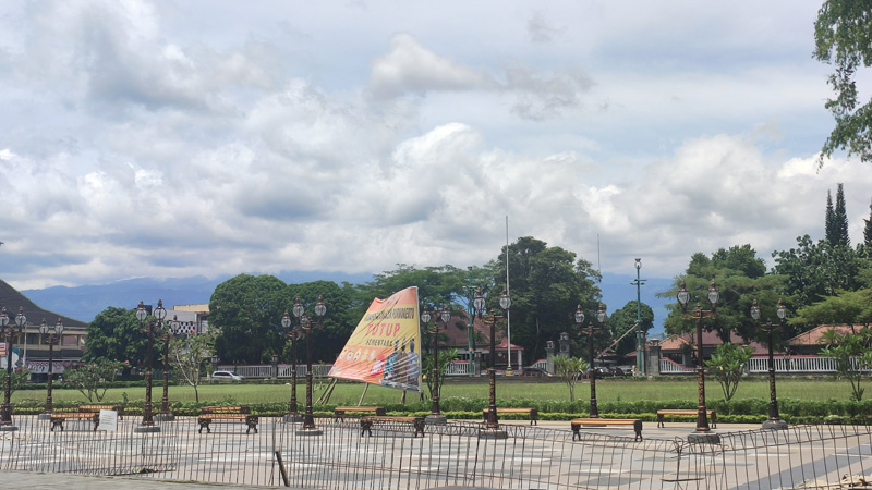 Alun-Alun Banyumas Buka, Alun-Alun Purwokerto Masih Ditutup