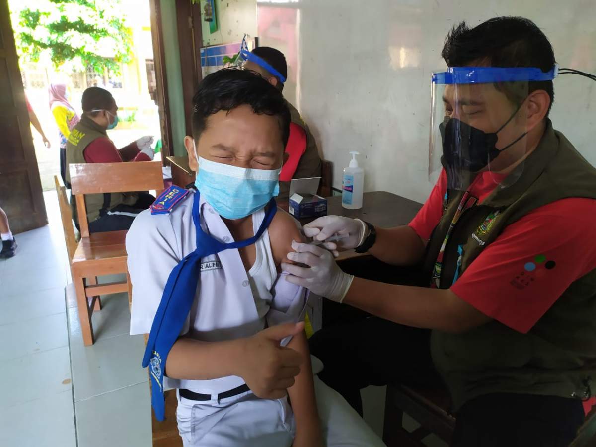 Binda Jateng Laksanakan Vaksinasi Pelajar 6 - 11 Tahun