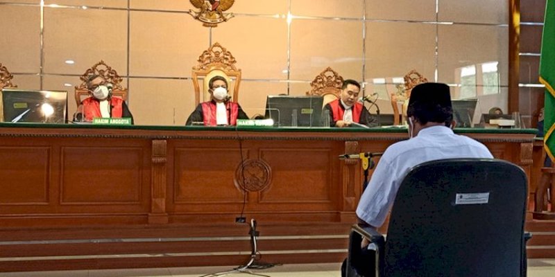 Fakta Vonis Herry Wirawan Si Pemerkosa 13 Santri: Penjara Seumur Hidup, Lebih Ringan dari Tuntutan