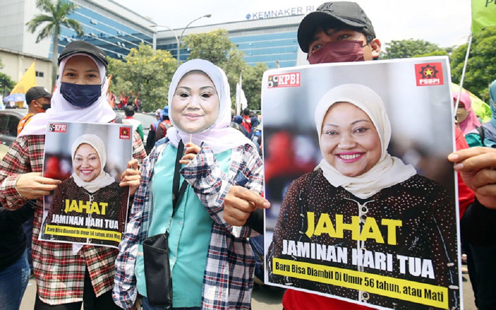 Pekerja Beri Waktu Dua Pekan untuk Cabut Permenaker 2/2022