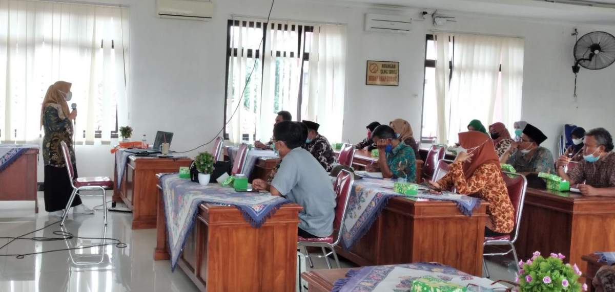 Kecamatan Kembaran Gelar Bintek Penyusunan Laporan Pengendalian Gratifikasi