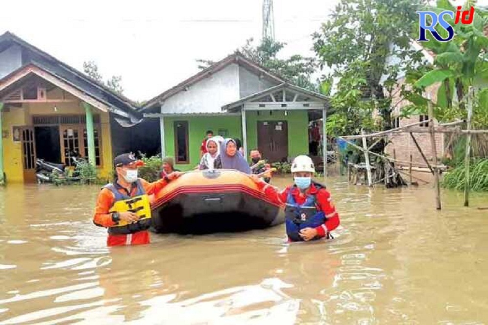 Rumah Kebanjiran, 705 Warga Mengungsi di Pekalongan