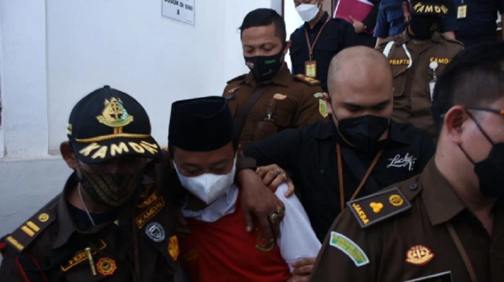 Sidang Herry Wirawan, Kini Mulai Terlihat Tampang Penyesalan, Terdakwa Tolak Hukuman Mati dan Kebiri