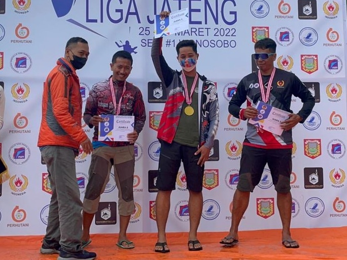 Dua Atlet Paralayang Banyumas Sabet Dua Medali Emas di Liga