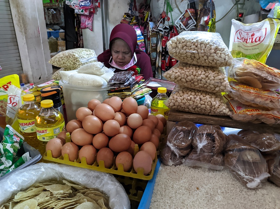 Jelang Ramadan Harga Kebutuhan Cenderung Stabil di Purwokerto, Minyak Goreng Masih Mahal