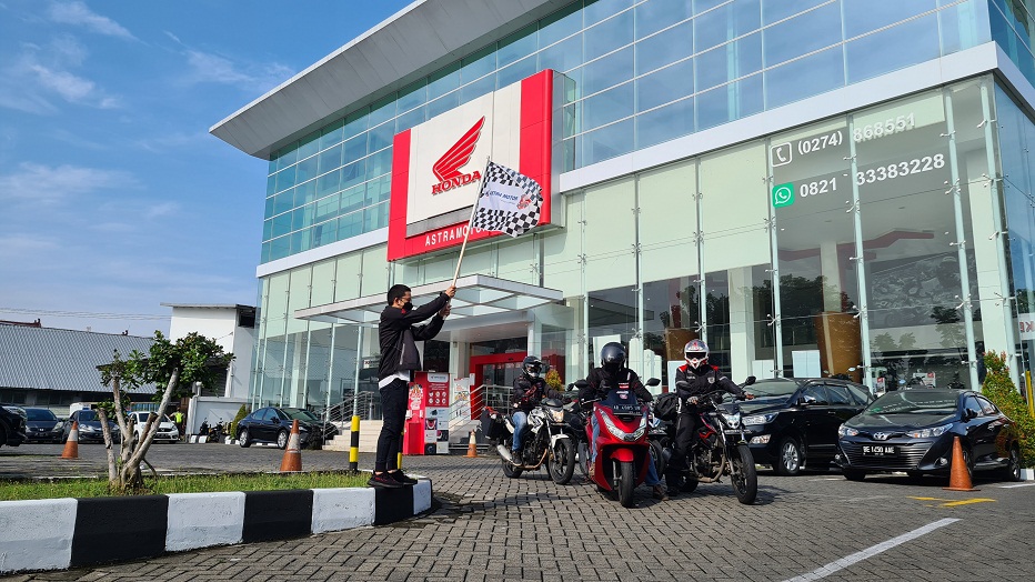 Community Astra Motor Yogyakarta Ramaikan Moto GP Mandalika