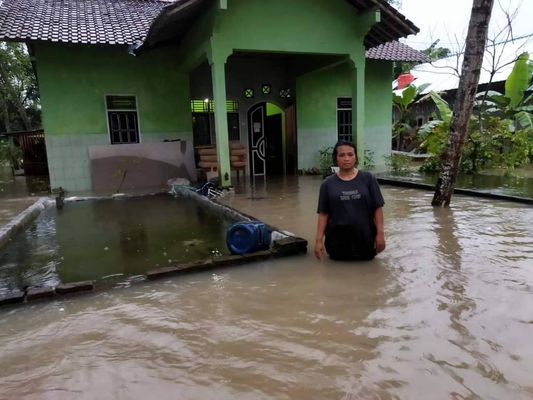 Banjir Terjang Banyumas, Ribuan Orang Terpaksa Mengungsi