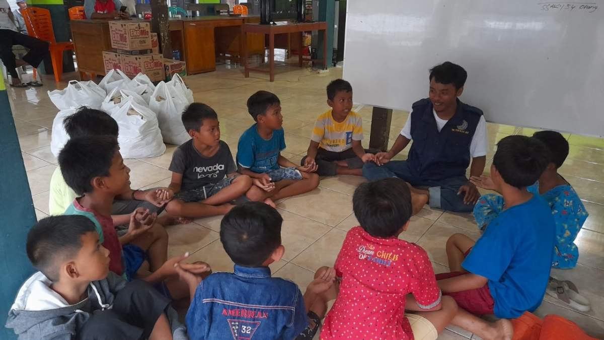 UMP Terjunkan Relawan Psikososial untuk Korban Banjir