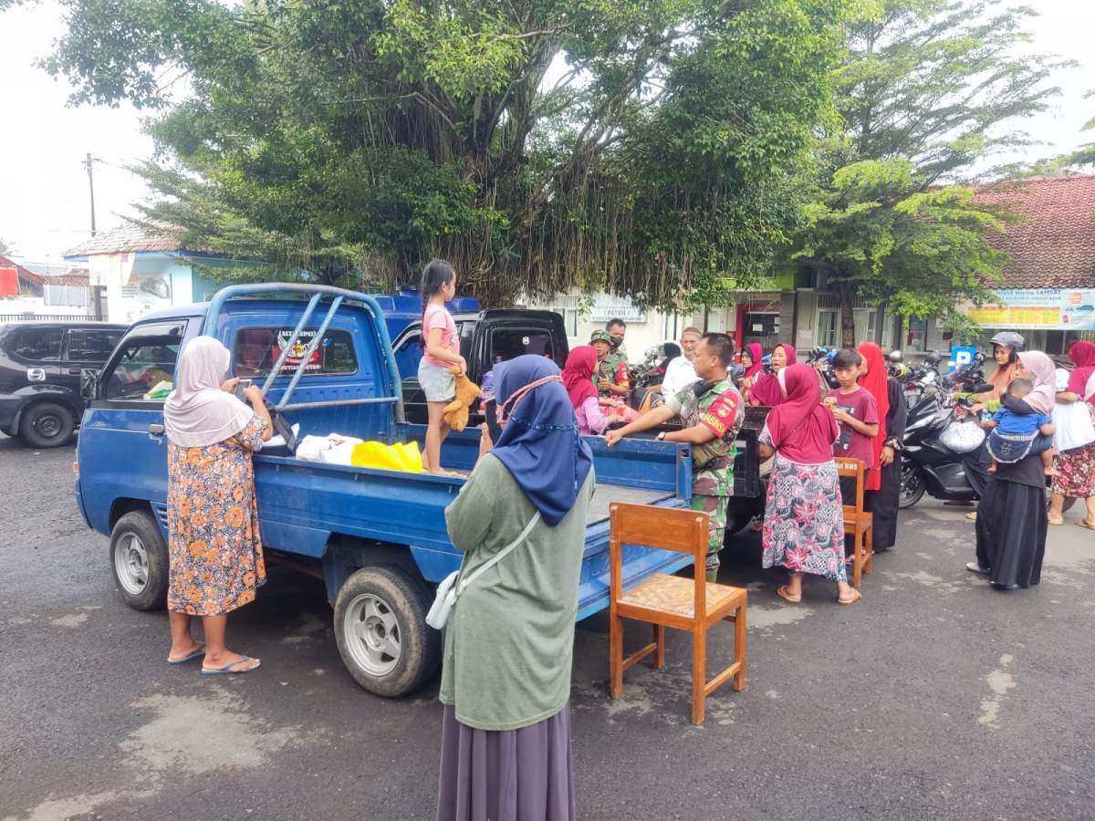 Pengungsi Banjir Sudah Kembali Ke Rumah