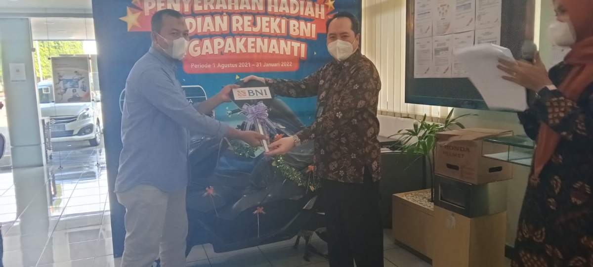 BNI KC Purbalingga Serahkan Honda PCX Ke  Pemenang