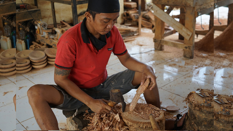 Kerajinan Batok Purbalingga Eksis Sampai Luar Jawa